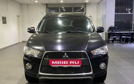 Mitsubishi Outlander III рестайлинг 3, 2011 год, 1 599 000 рублей, 2 фотография