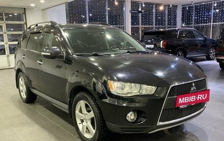 Mitsubishi Outlander III рестайлинг 3, 2011 год, 1 599 000 рублей, 3 фотография