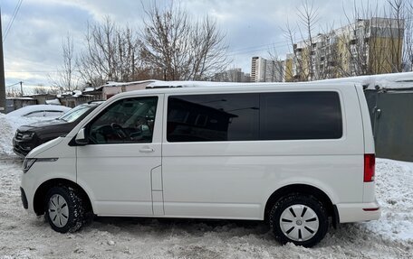 Volkswagen Caravelle T6 рестайлинг, 2021 год, 4 750 000 рублей, 3 фотография