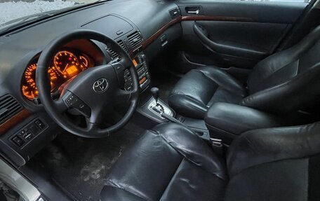 Toyota Avensis III рестайлинг, 2007 год, 880 000 рублей, 6 фотография