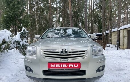 Toyota Avensis III рестайлинг, 2007 год, 880 000 рублей, 3 фотография