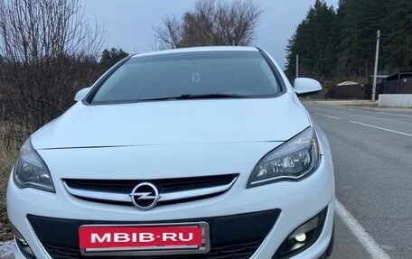 Opel Astra J, 2013 год, 999 000 рублей, 6 фотография