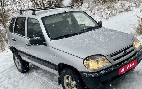 Chevrolet Niva I рестайлинг, 2004 год, 330 000 рублей, 5 фотография