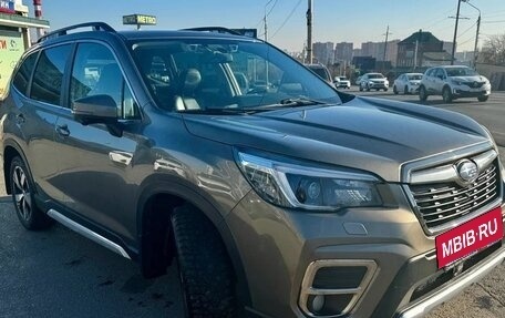 Subaru Forester, 2021 год, 2 750 000 рублей, 2 фотография