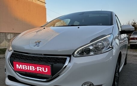 Peugeot 208 II, 2013 год, 1 100 000 рублей, 1 фотография