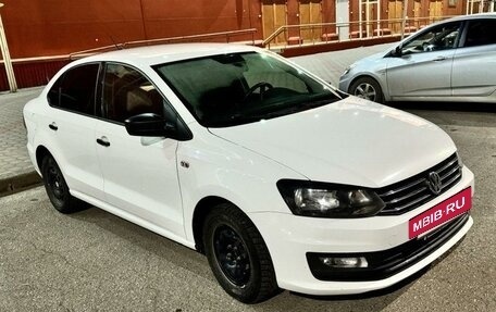 Volkswagen Polo VI (EU Market), 2017 год, 1 050 000 рублей, 3 фотография