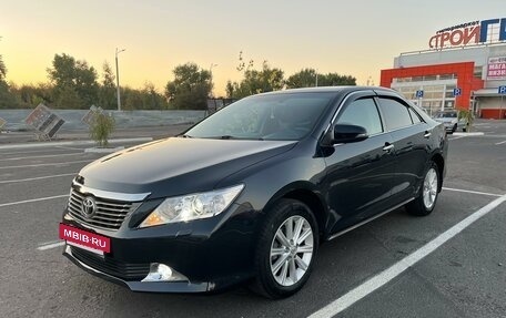 Toyota Camry, 2013 год, 1 570 000 рублей, 3 фотография