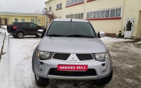 Mitsubishi L200 IV рестайлинг, 2011 год, 1 700 000 рублей, 2 фотография