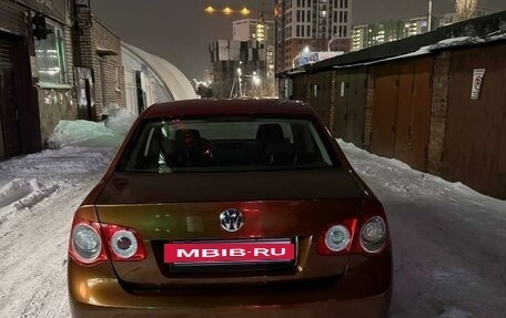 Volkswagen Jetta VI, 2010 год, 699 999 рублей, 3 фотография