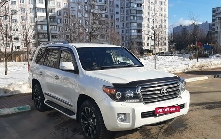 Toyota Land Cruiser 200, 2015 год, 4 350 000 рублей, 10 фотография