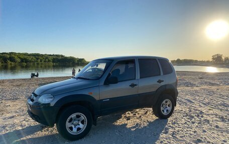 Chevrolet Niva I рестайлинг, 2009 год, 570 000 рублей, 11 фотография