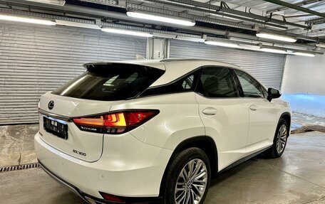 Lexus RX IV рестайлинг, 2022 год, 8 450 000 рублей, 3 фотография