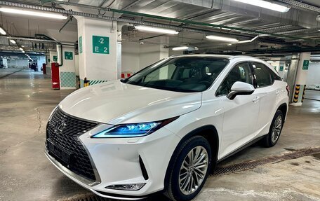 Lexus RX IV рестайлинг, 2022 год, 8 450 000 рублей, 1 фотография