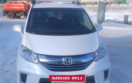 Honda Freed I, 2014 год, 1 150 000 рублей, 3 фотография