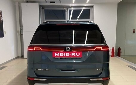 KIA Carnival, 2021 год, 4 750 000 рублей, 5 фотография