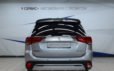 Mitsubishi Outlander III рестайлинг 3, 2019 год, 2 730 000 рублей, 4 фотография