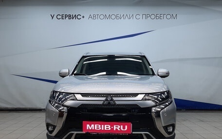 Mitsubishi Outlander III рестайлинг 3, 2019 год, 2 730 000 рублей, 6 фотография