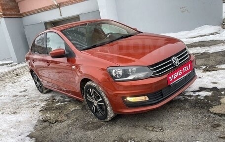 Volkswagen Polo VI (EU Market), 2017 год, 1 395 000 рублей, 2 фотография