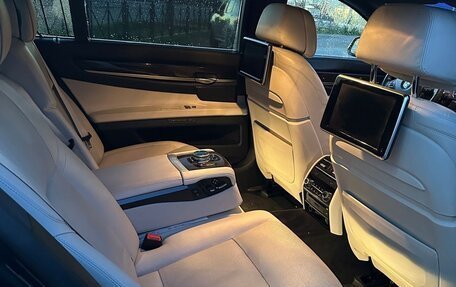 BMW 7 серия, 2013 год, 2 800 000 рублей, 3 фотография