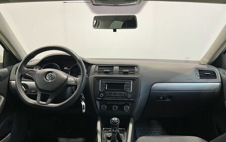 Volkswagen Jetta VI, 2015 год, 1 070 000 рублей, 14 фотография