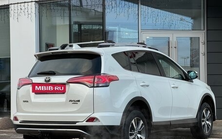 Toyota RAV4, 2017 год, 2 868 000 рублей, 9 фотография