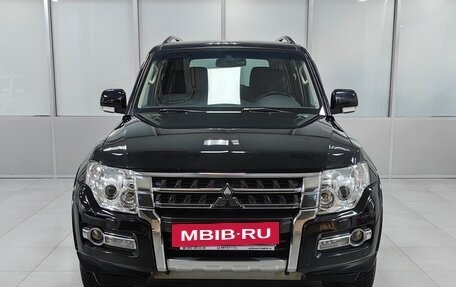 Mitsubishi Pajero IV, 2014 год, 2 650 000 рублей, 3 фотография