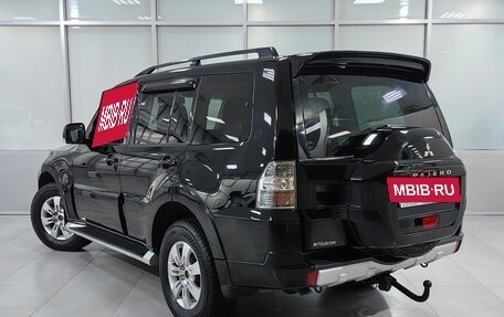 Mitsubishi Pajero IV, 2014 год, 2 650 000 рублей, 2 фотография