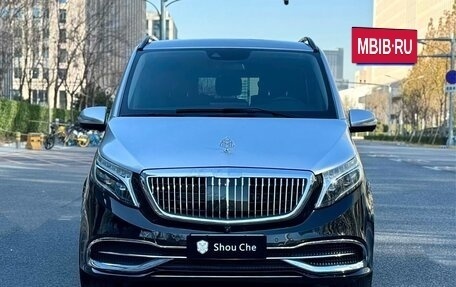 Mercedes-Benz V-Класс, 2021 год, 6 000 000 рублей, 2 фотография