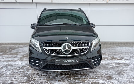 Mercedes-Benz V-Класс, 2019 год, 5 990 000 рублей, 6 фотография