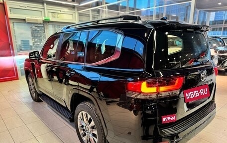 Toyota Land Cruiser, 2024 год, 15 120 000 рублей, 2 фотография