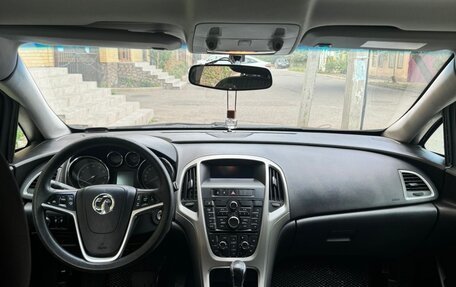 Opel Astra J, 2012 год, 850 000 рублей, 9 фотография