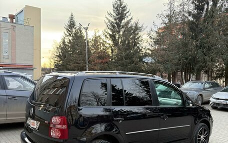 Volkswagen Touran III, 2007 год, 640 000 рублей, 3 фотография