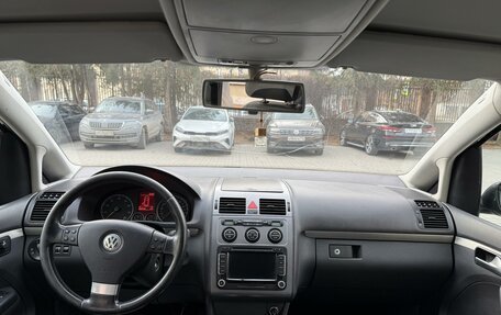 Volkswagen Touran III, 2007 год, 640 000 рублей, 32 фотография