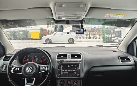 Volkswagen Polo VI (EU Market), 2018 год, 1 070 000 рублей, 8 фотография