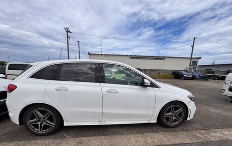 Mercedes-Benz B-Класс, 2019 год, 1 599 000 рублей, 11 фотография