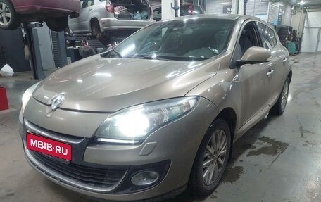 Renault Megane III, 2012 год, 780 000 рублей, 2 фотография