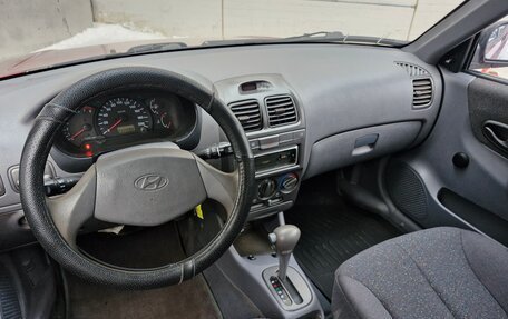 Hyundai Accent II, 2005 год, 330 000 рублей, 20 фотография