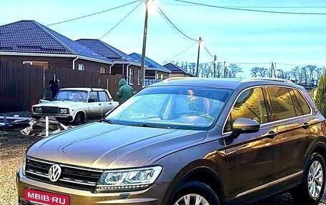 Volkswagen Tiguan II, 2017 год, 2 140 000 рублей, 9 фотография