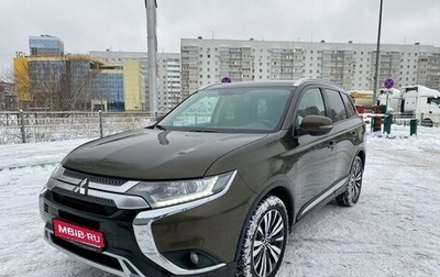 Mitsubishi Outlander III рестайлинг 3, 2018 год, 2 334 000 рублей, 1 фотография