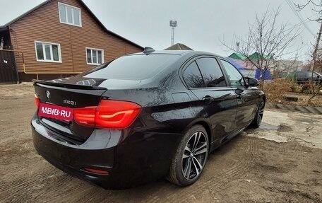 BMW 3 серия, 2018 год, 1 500 000 рублей, 4 фотография