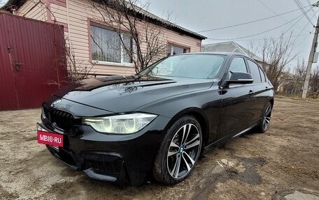 BMW 3 серия, 2018 год, 1 500 000 рублей, 3 фотография