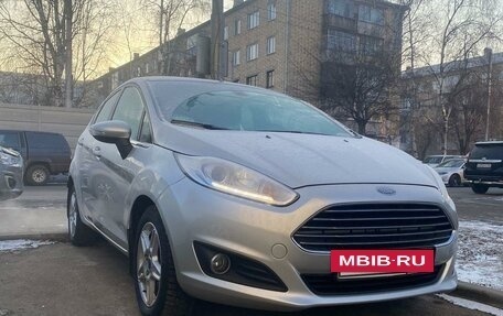 Ford Fiesta, 2015 год, 869 000 рублей, 2 фотография