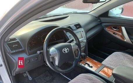 Toyota Camry, 2011 год, 1 219 000 рублей, 10 фотография