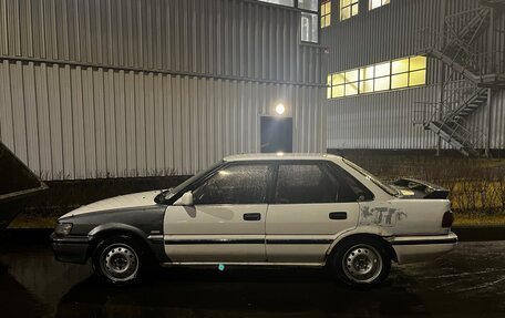 Toyota Sprinter VI (E90), 1990 год, 200 000 рублей, 2 фотография