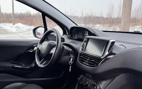 Peugeot 208 II, 2013 год, 700 000 рублей, 8 фотография