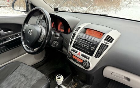 KIA cee'd I рестайлинг, 2009 год, 585 000 рублей, 14 фотография