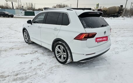 Volkswagen Tiguan II, 2019 год, 3 100 000 рублей, 4 фотография