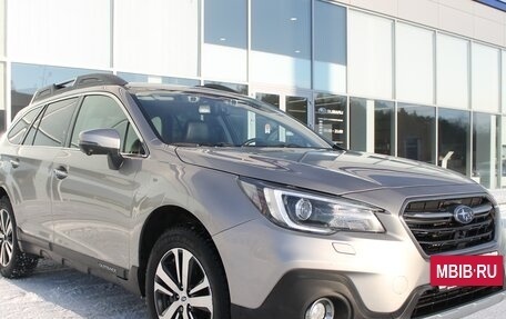 Subaru Outback IV рестайлинг, 2018 год, 2 739 000 рублей, 3 фотография