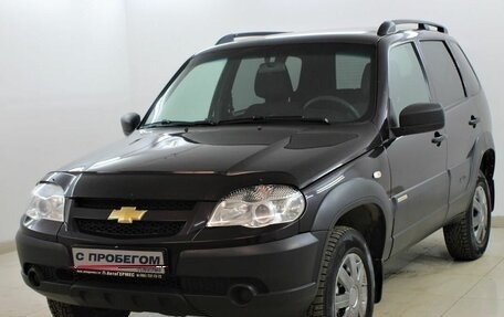 Chevrolet Niva I рестайлинг, 2017 год, 890 000 рублей, 1 фотография