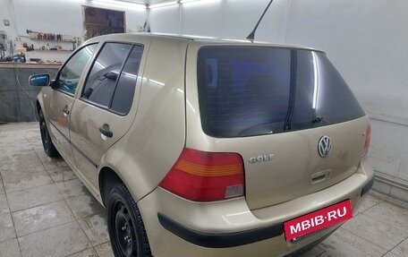 Volkswagen Golf IV, 2001 год, 398 000 рублей, 1 фотография